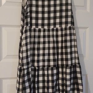 B/W Gingham Tiered Swing Dress